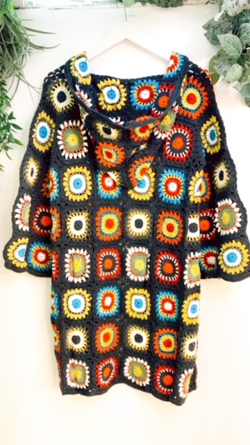 chaqueta larga de crochet estilo granny Square multicolor